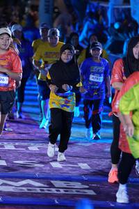 BIB: 4793
                            <button type="button" onclick="openModal(26231993)" class="btn btn-primary btn-sm float-right btn-popup" data-toggle="modal" data-target=".modal-high-quality">
                        <i class="fas fa-shopping-cart"></i> Add to Cart
                    </button>
                                            <button type="button" onclick="isThisMe(26231993, true)" class="btn btn-success btn-sm float-right btn-popup btn-isme hidden" data-toggle="tooltip" data-placement="bottom" title="นี่คือรูปของคุณใช่ไหม คลิกที่นี่เพื่อเอาเข้าอัลบั้ม">
                        <i class="fas fa-plus"></i> Add to album
                    </button>
                    <button type="button" onclick="isThisMe(26231993, false)" class="btn btn-warning btn-sm float-right btn-popup btn-isnotme hidden">
                        <i class="fas fa-ban"></i> Remove from album
                    </button>